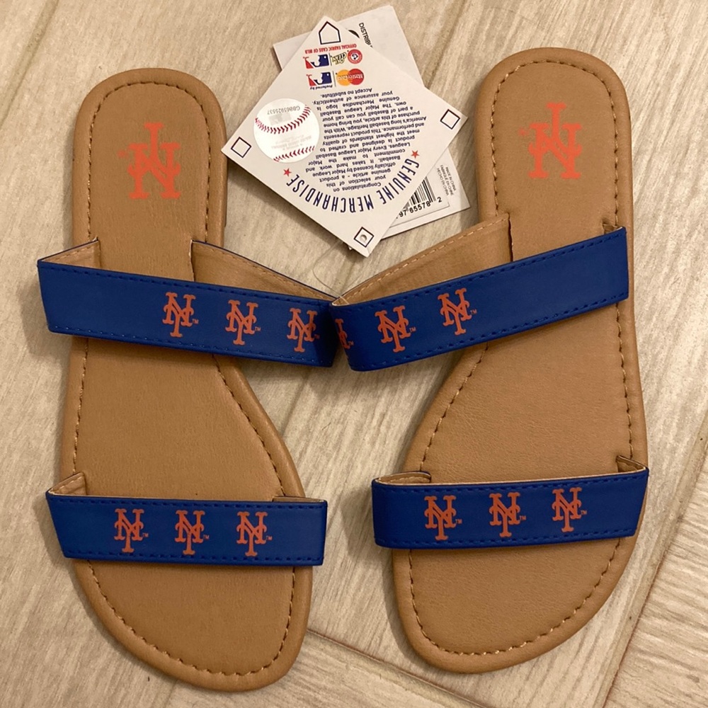 Womens NY Mets Sandals Small